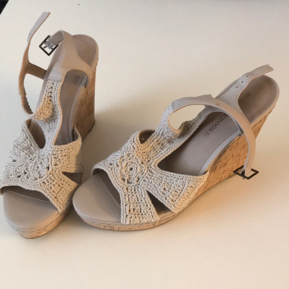 Never worn wedges